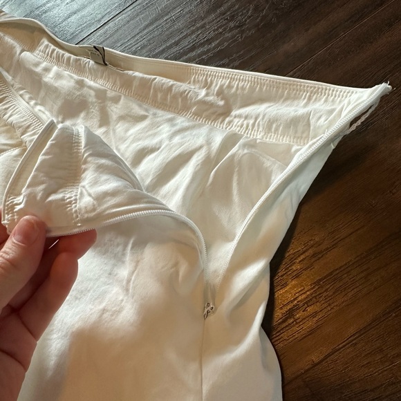 Burberry London White Pleated Cotton Womens Skirt - Picture 5 of 7